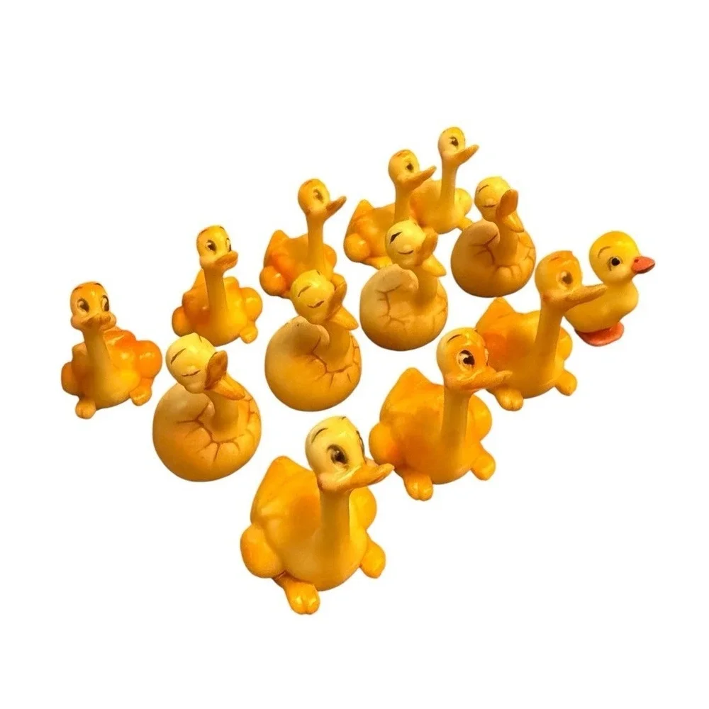 Vintage‎ Wilton Plastic Duck Family Cake Toppers Hong Kong Duckling Lot Of 13
